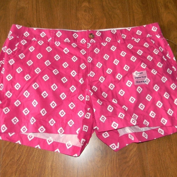 Old Navy 16 Pink White Diamond 3" Shorts NWT - Picture 1 of 3